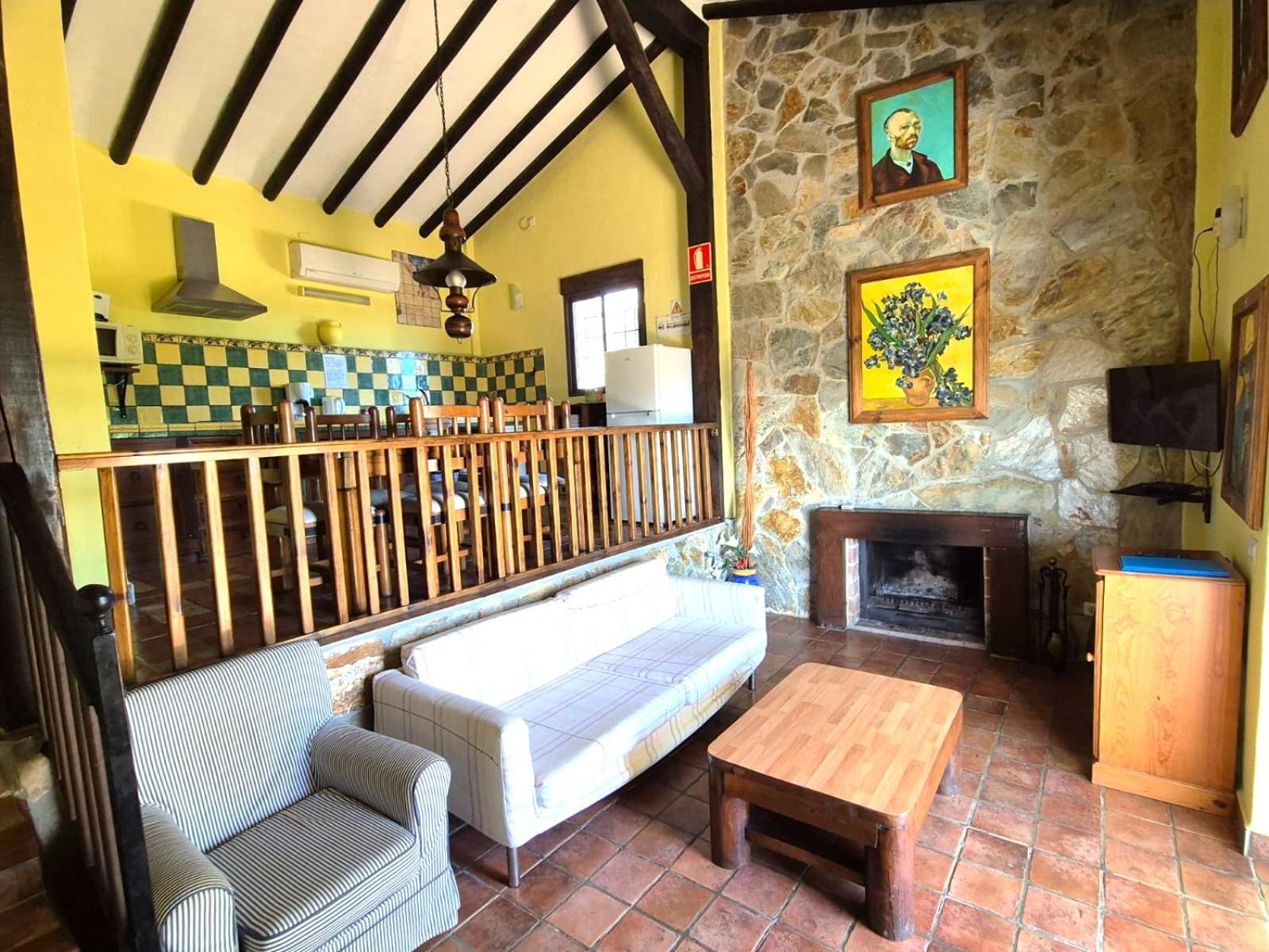 Rural Cottage, With Pool & Optional Private 6 Guests Jacuzzi Tolox Buitenkant foto